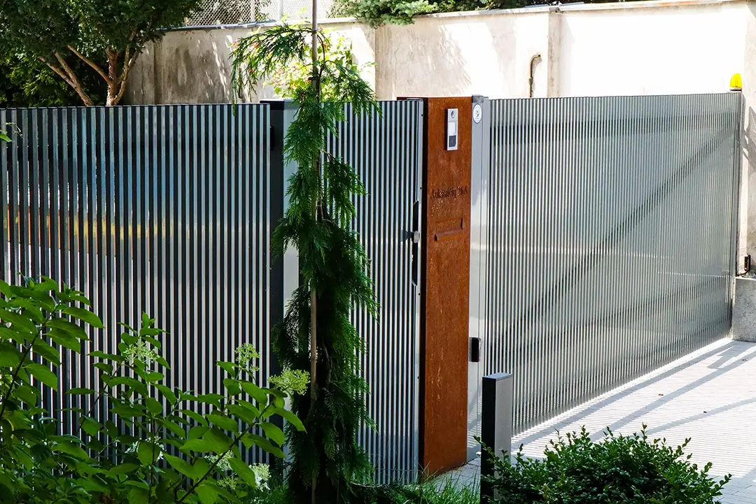 Komplektai - konsolė, varteliai ir stumdomi vartai - Metallum Novum - Metallum Novum Komplektai - konsole, varteliai ir stumdomi vartai - Metallum Novum