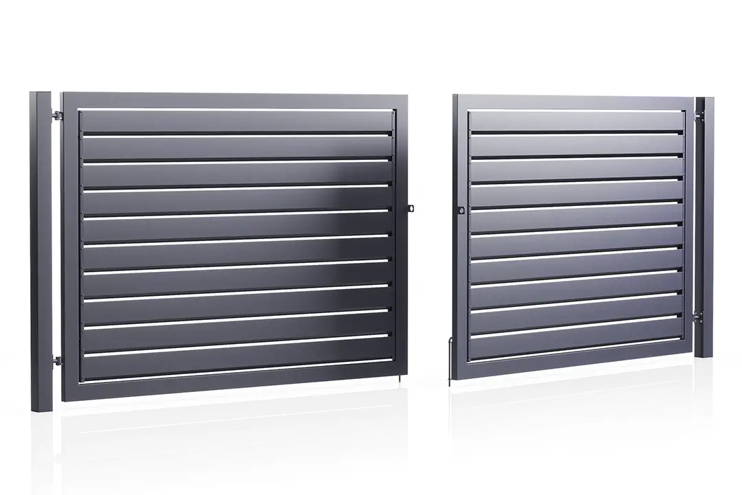 Dviveriai-vartai-Rombas-Metallum-Novum - Metallum Novum