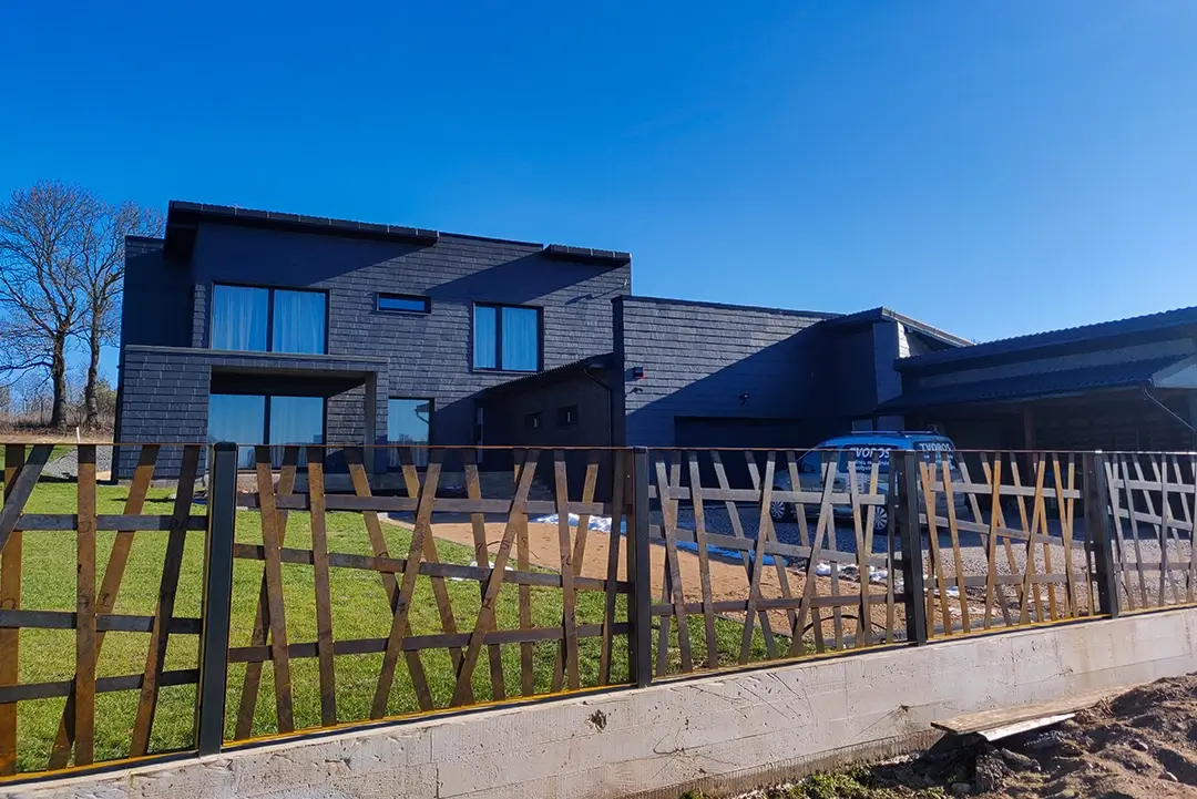 Corten-tvora-Vanesa-Metallum-Novum-10 - Metallum Novum