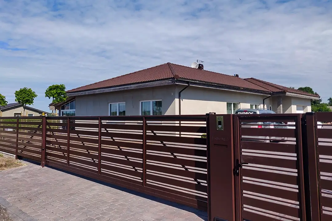 Kombi-polisadine-metaline-tvora-Metallum-Novum-06 - Metallum Novum