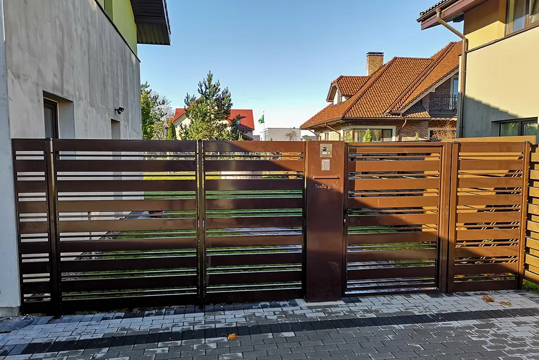 Kombi-polisadine-metaline-tvora-Metallum-Novum-10 - Metallum Novum