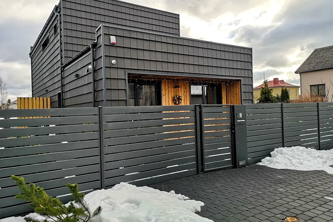 Masiv-polisadine-metaline-tvora-Metallum-Novum-07 - Metallum Novum