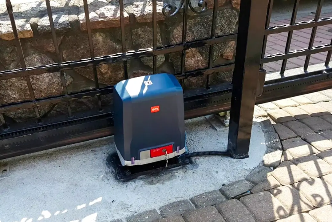 Stumdomu-vartuautomatika-BFT-DEIMOS-600-Metallum-Novum-03 - Metallum Novum