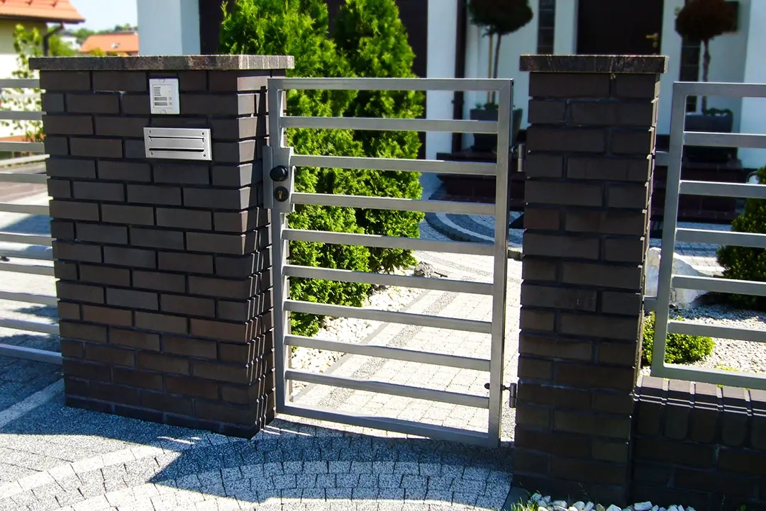 Integruojama-pasto-dezute-su-Audio-pasikalbejimu-VERA-AUDIO-01 - Metallum Novum